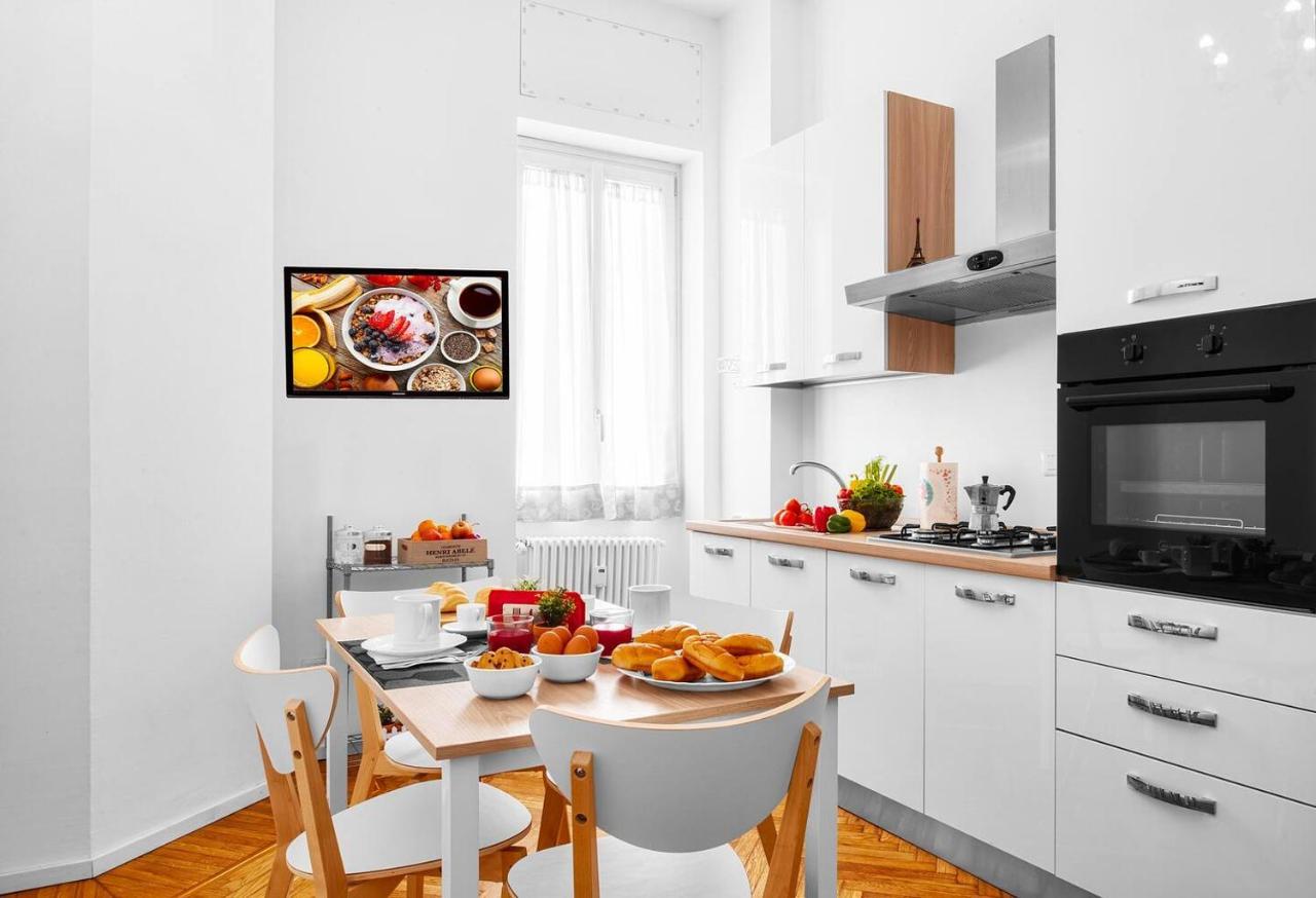 3 Bedrooms Apartment Milano Eksteriør bilde