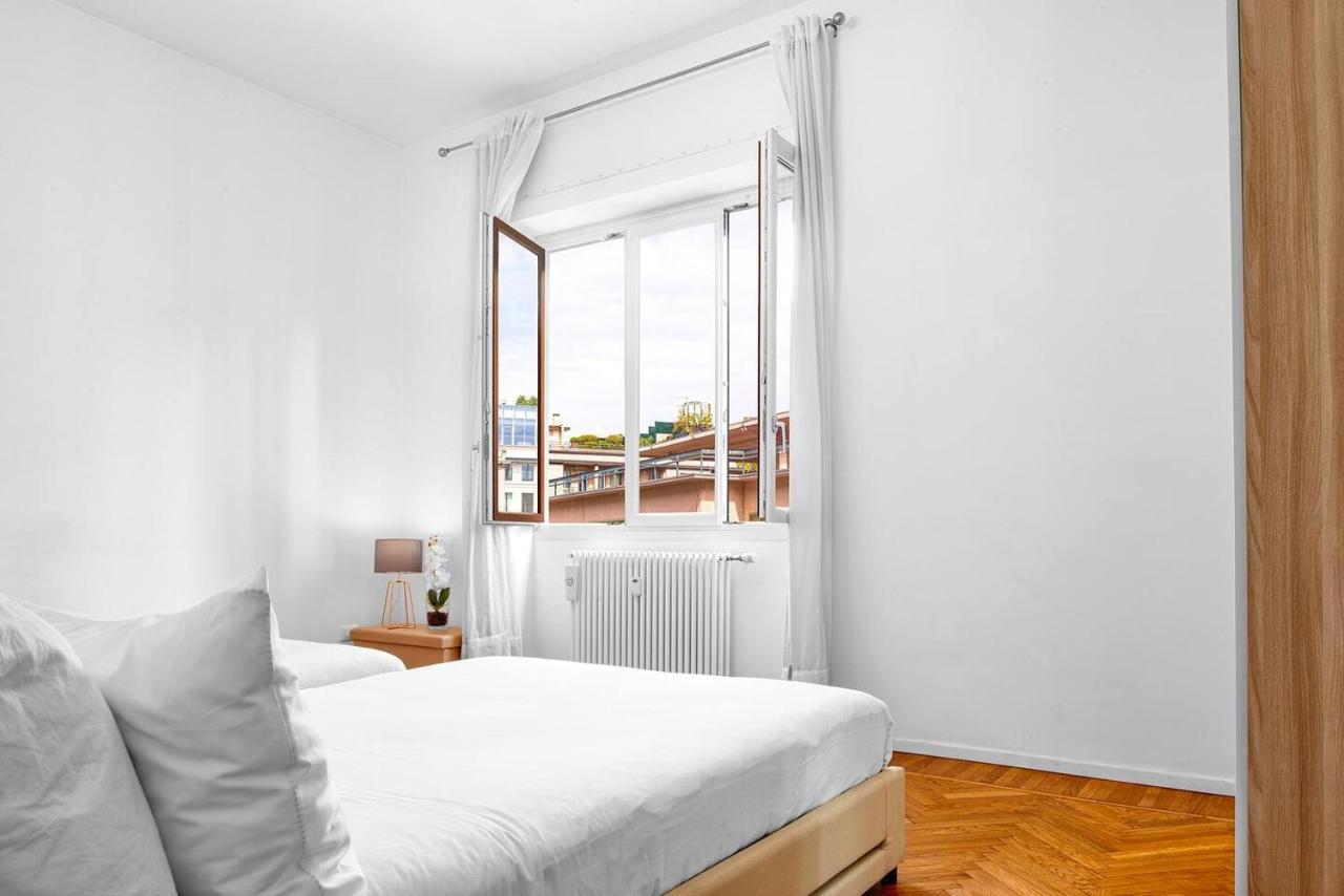 3 Bedrooms Apartment Milano Eksteriør bilde