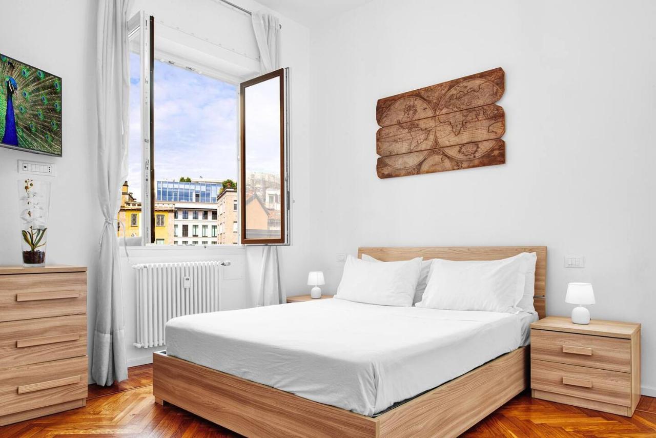3 Bedrooms Apartment Milano Eksteriør bilde